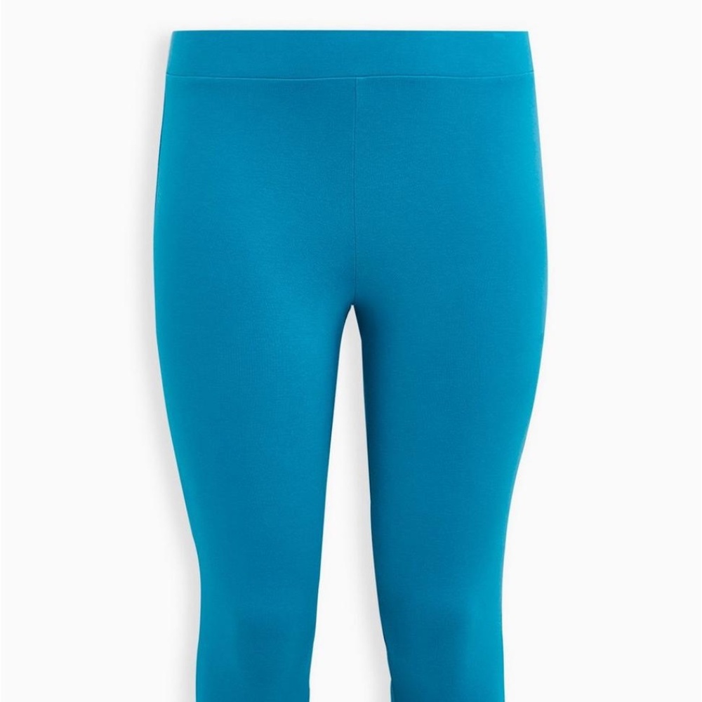 Torrid Signature Waist Crop Legging NWT Size 3X